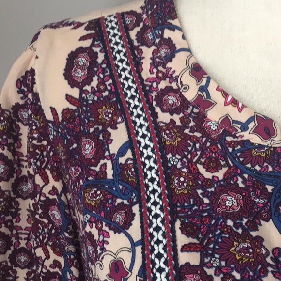 Daniel Rainn Long Sleeve Split Neck Blouse - Picture 3 of 7